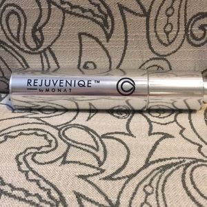 Monat Rejuveniqe Oil Intensive